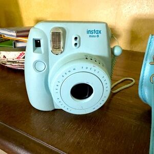 Instax mini 8 Fuji film instant camera with case